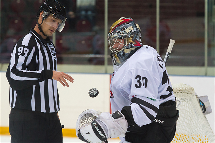 Сухачев и арбитр.jpg